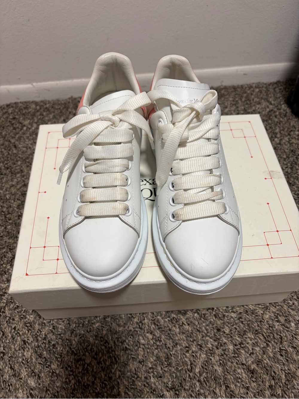 White Leather Women’s Sneakers with Pink Accent
